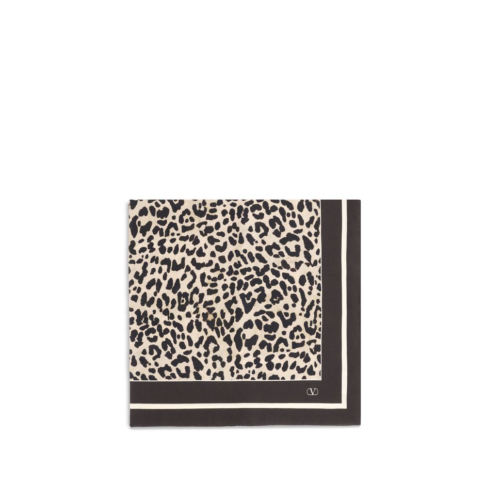 Valentino Garavani Leopard print Foulard Womens
