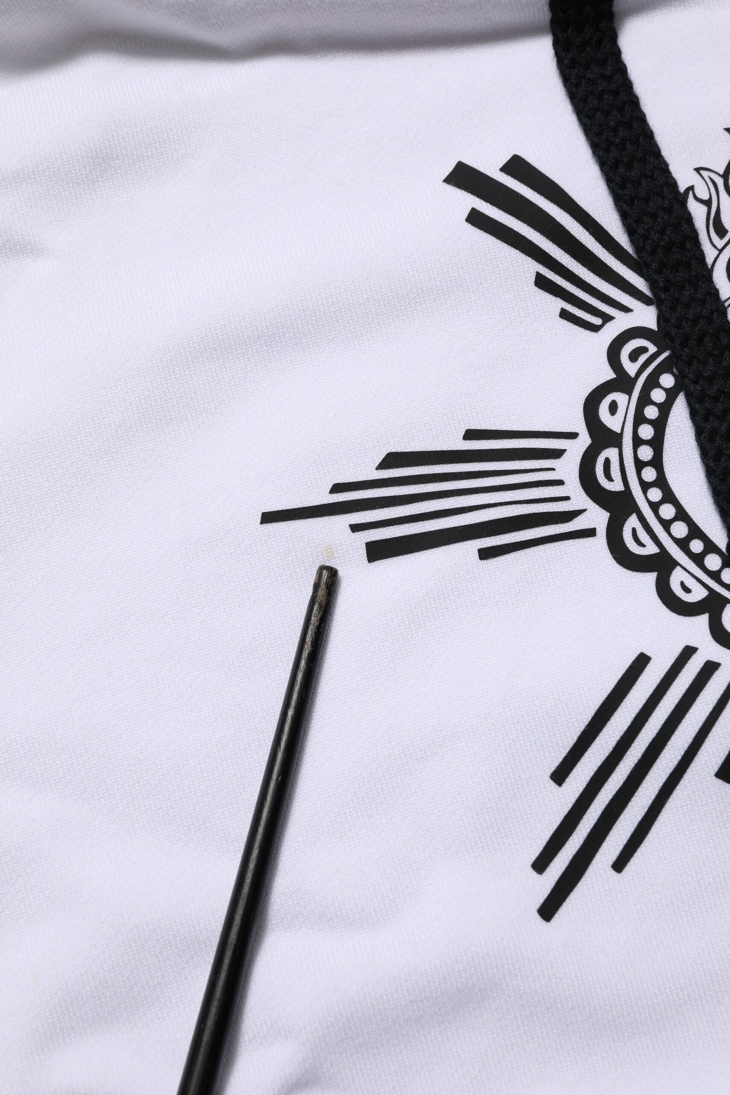 Dolce & Gabbana White Sacred Heart Hooded Sweatshirt Sweater Mens Sweater