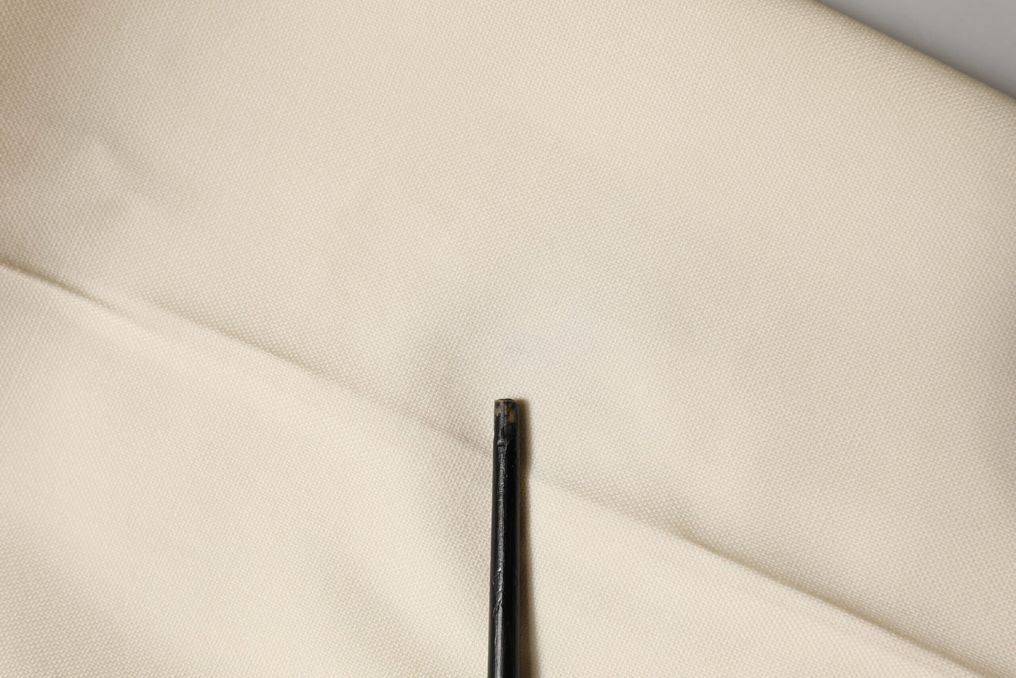 Dolce & Gabbana Ivory Wool Mid Waist Cropped Trouser Pants