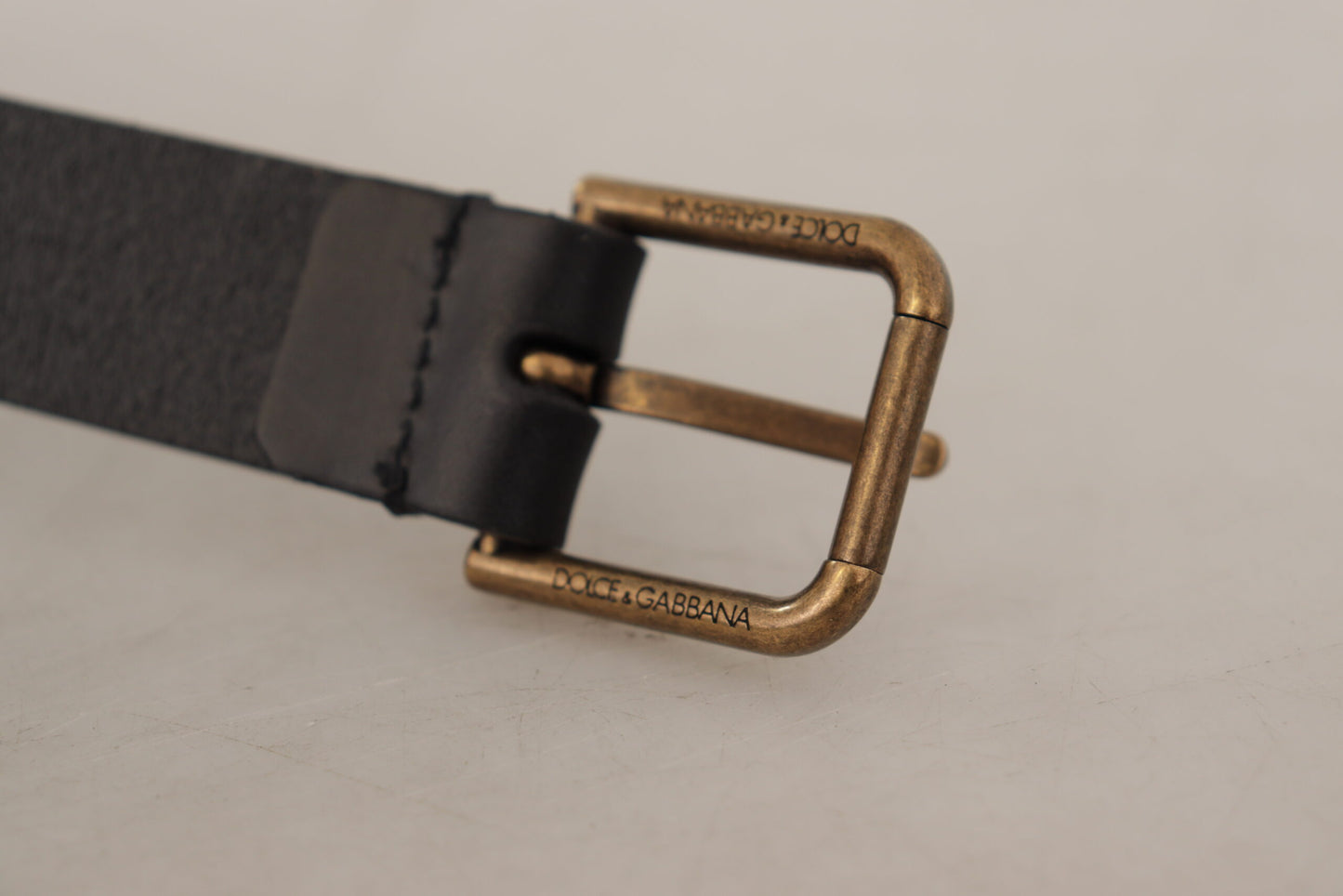 Dolce & Gabbana Elegant Black Leather Belt with Metal Buckle