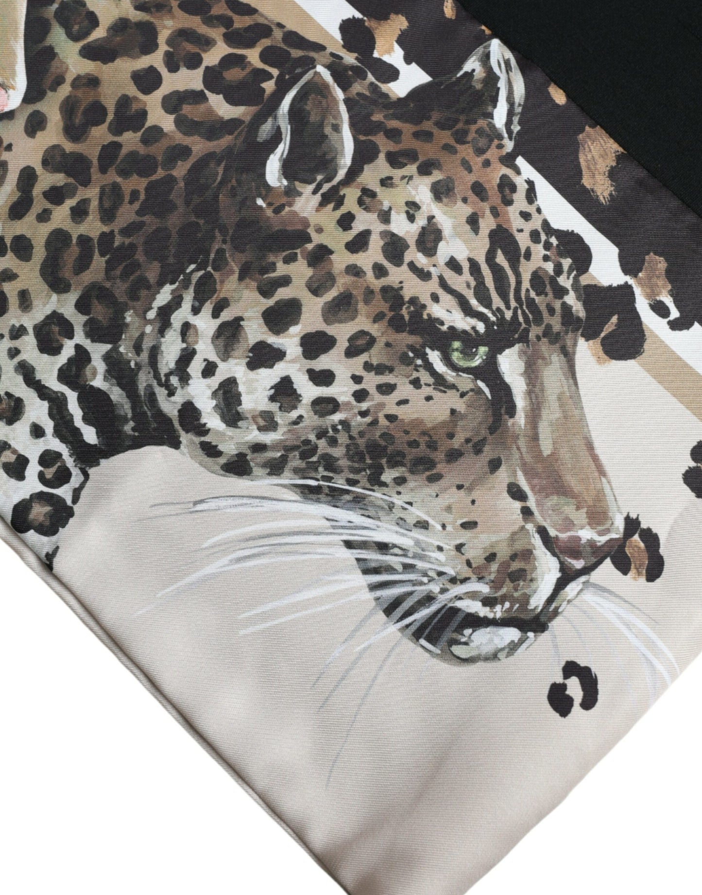Dolce & Gabbana Elegant Leopard Print Crew Neck Tee