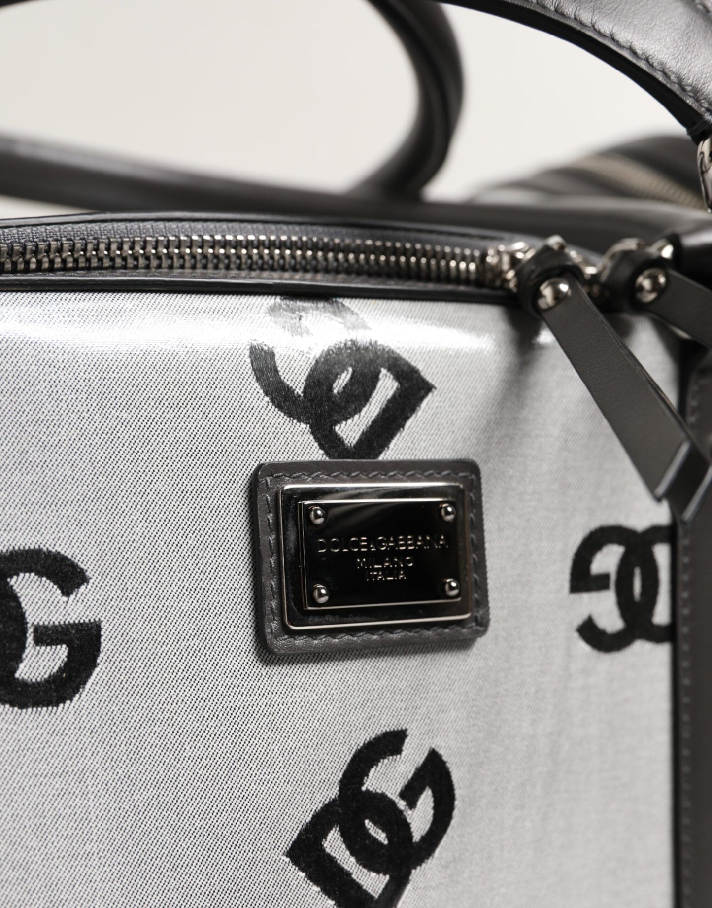 Dolce & Gabbana White DG Logo Pet Carrier Logo Plaque Top Handle Bag Womens Shoulder Bag