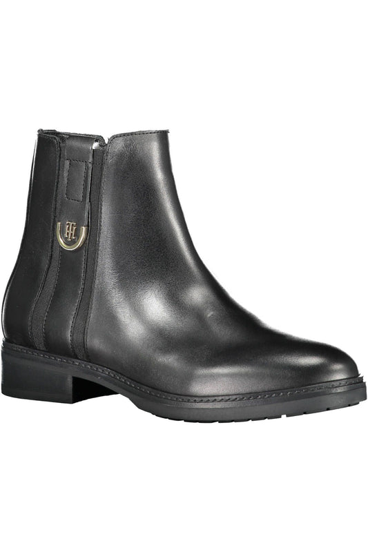 Tommy Hilfiger Chic Ankle Boot with Contrast Detailing and Side Zip