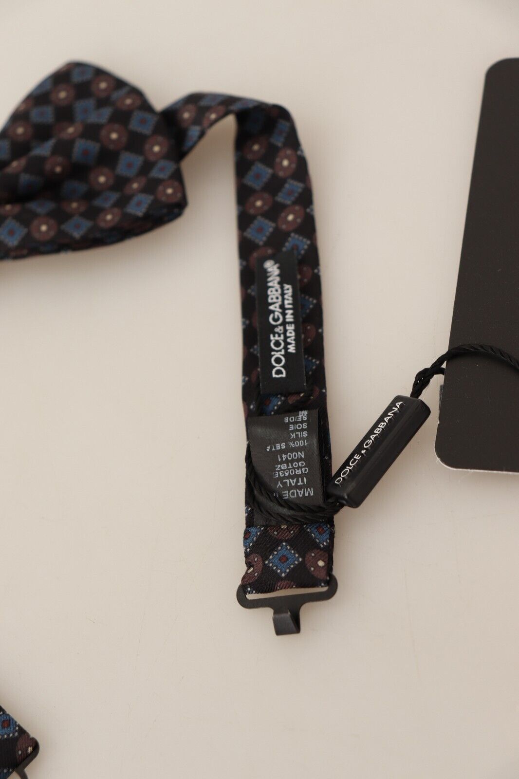 Dolce & Gabbana Elegant Black Silk Bow Tie with Unique Metal Clasp